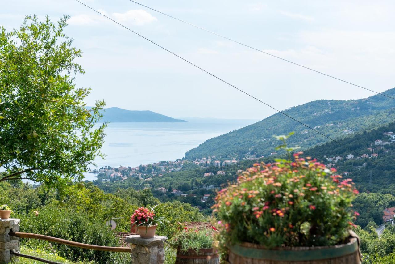 Sea View Apartment With Garden Near Opatija Veprinac Экстерьер фото