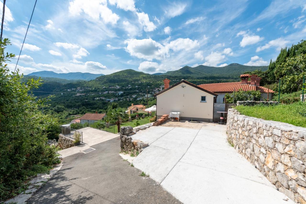 Sea View Apartment With Garden Near Opatija Veprinac Экстерьер фото