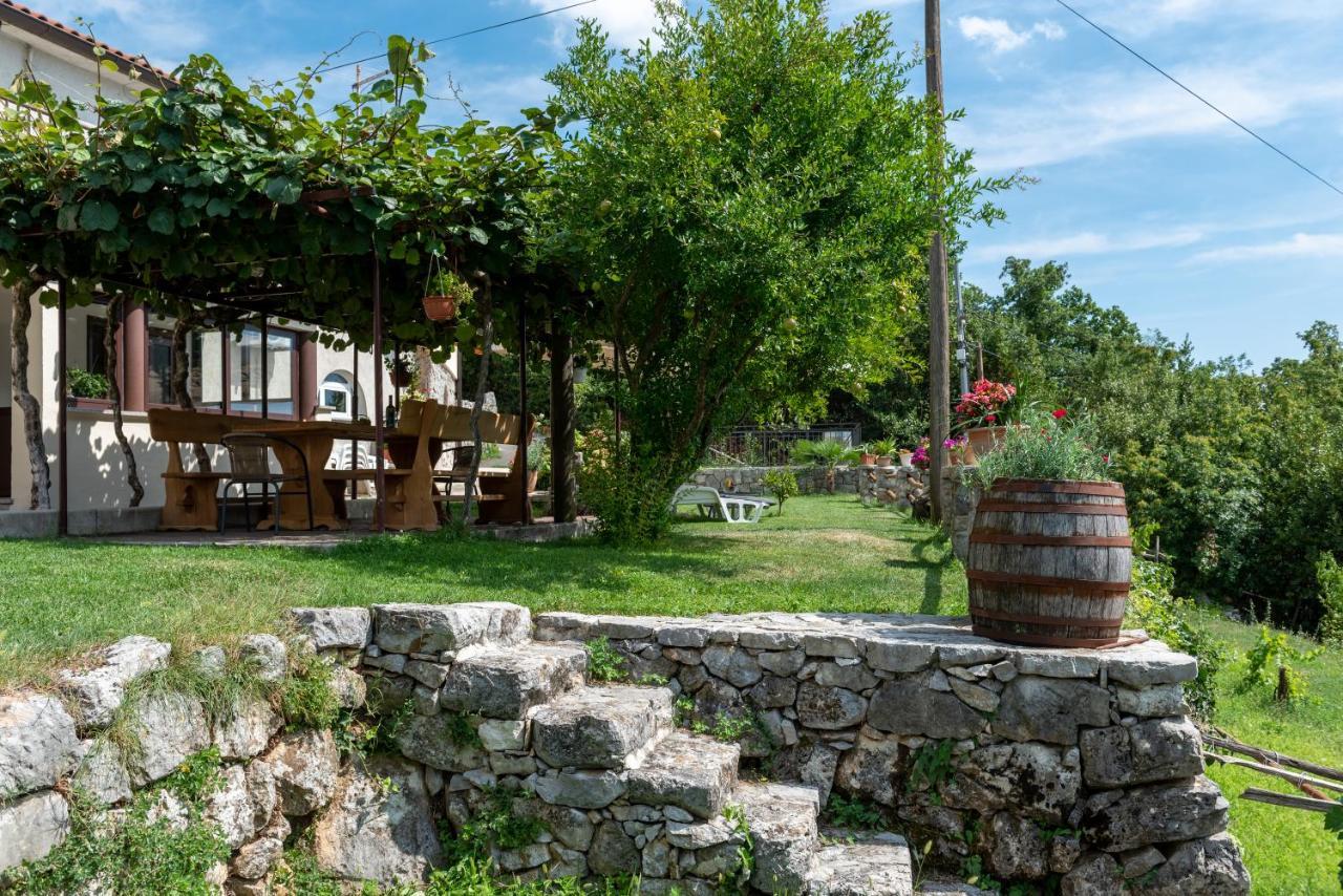 Sea View Apartment With Garden Near Opatija Veprinac Экстерьер фото